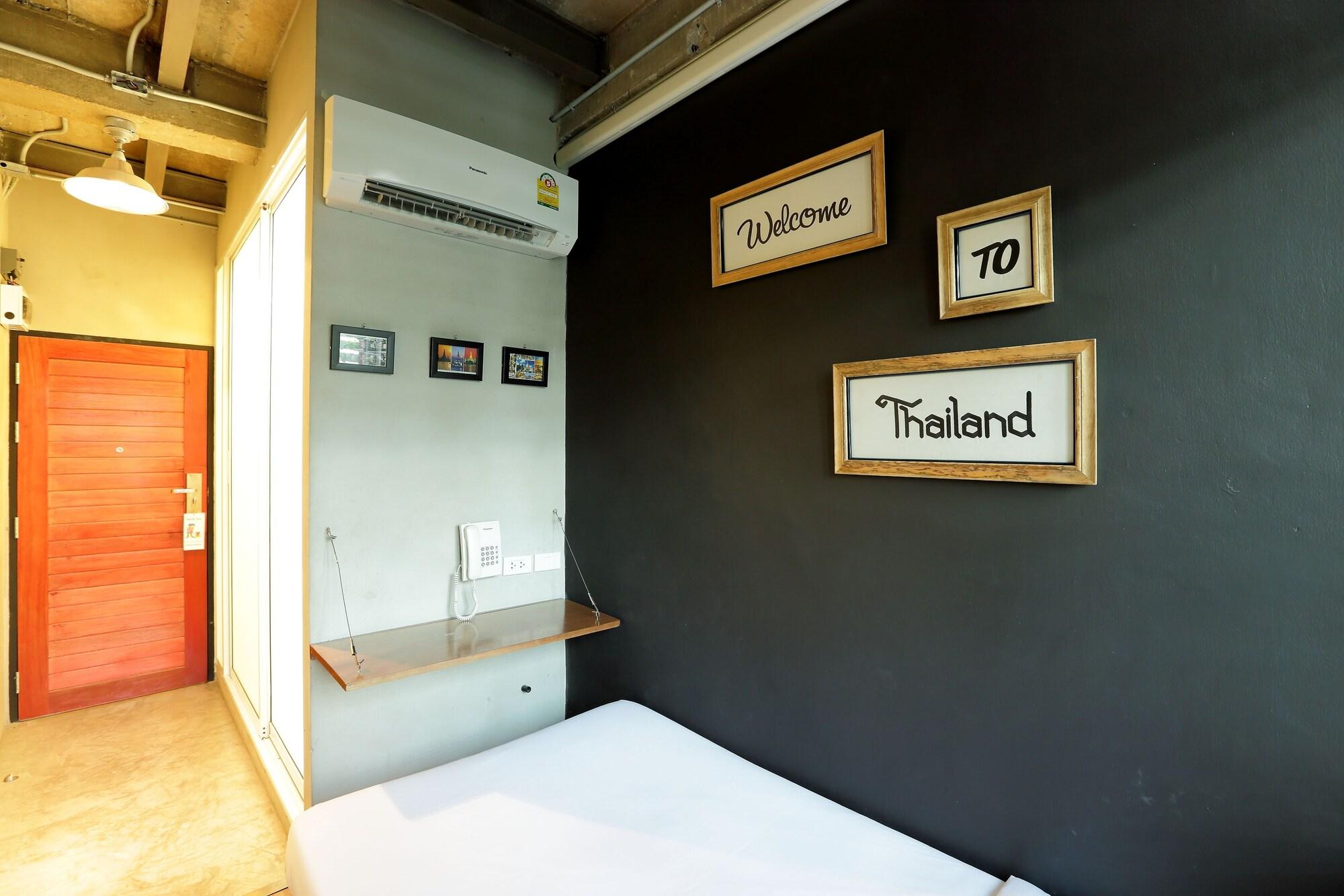 Smile Inn Bangkok Ngoại thất bức ảnh