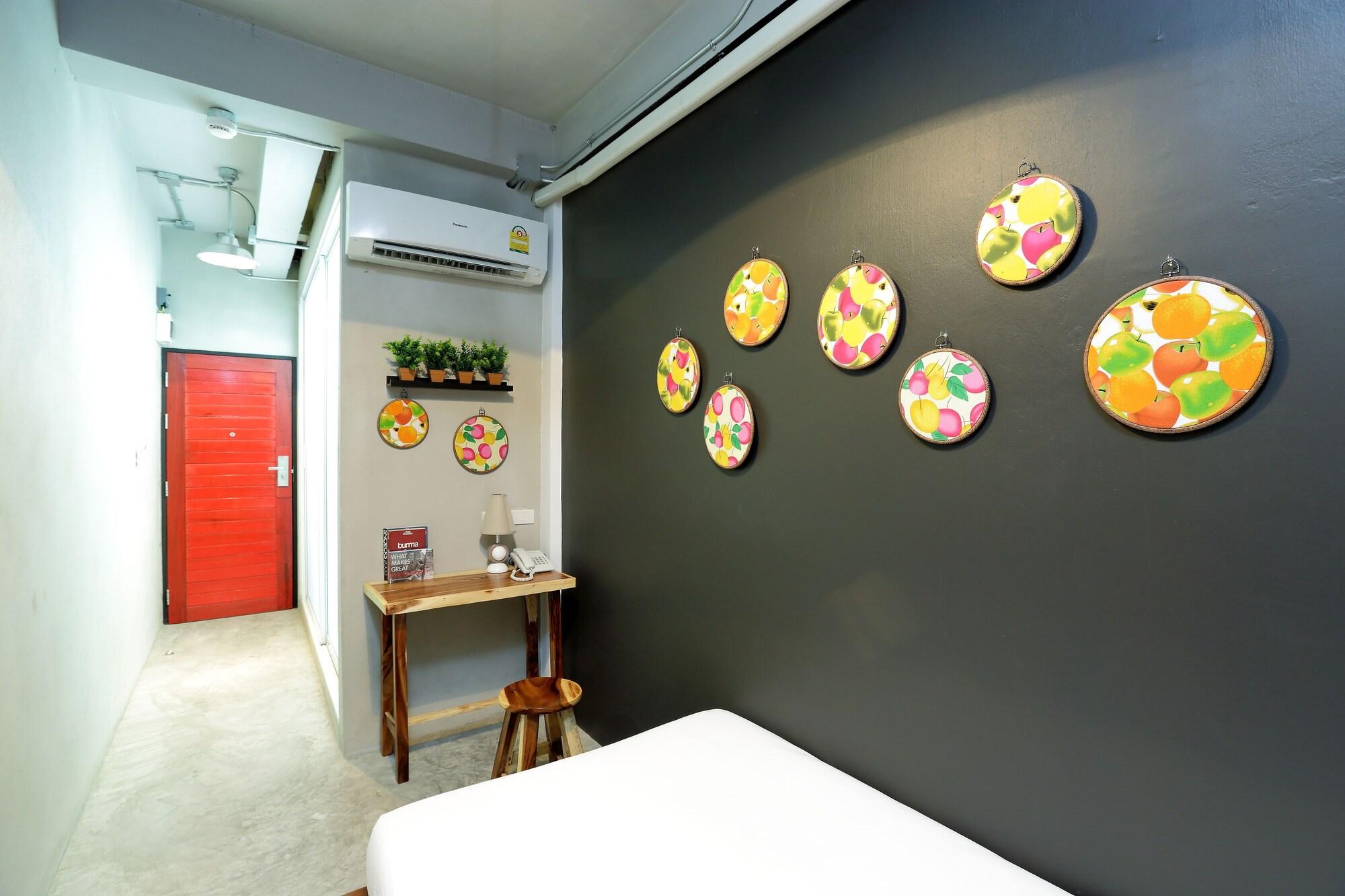 Smile Inn Bangkok Ngoại thất bức ảnh