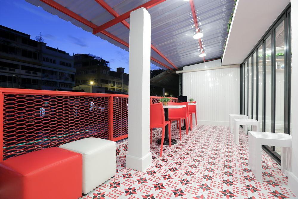 Smile Inn Bangkok Ngoại thất bức ảnh